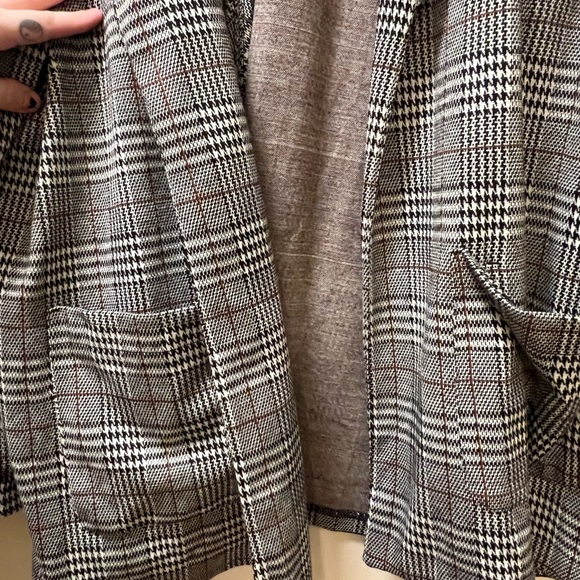 Maurice’s Blazer - Picture 4 of 4